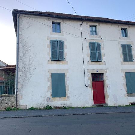 Townhouse 26 Chambres D'Hotes Civray Hotel Civray (Vienne) Exterior foto
